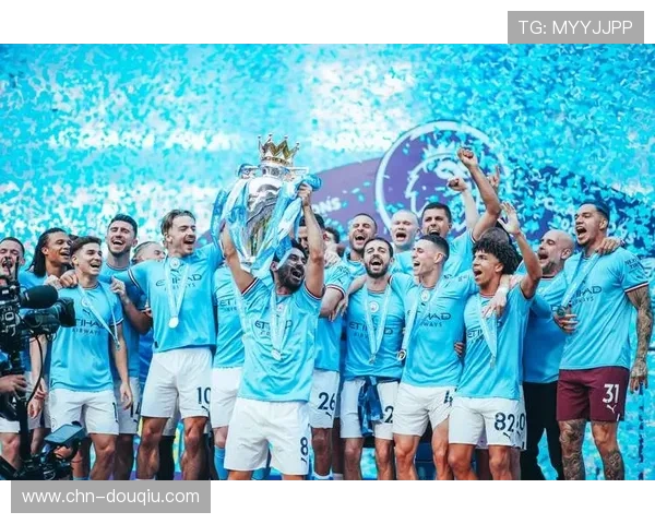 数据解析瓜迪奥拉高位逼抢体系：曼城欧冠场均夺回球权次数联盟第一。