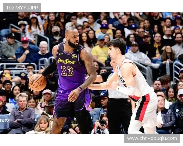 湖人116-132不敌开拓者,东契奇缺阵防守崩盘 湖人116-132不敌开拓者,东契奇缺阵防守崩盘